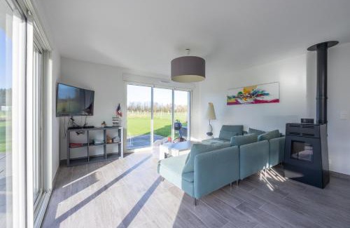 Sainte-Honorine-des-Pertes Casa | Les Vignets comfortable holiday home