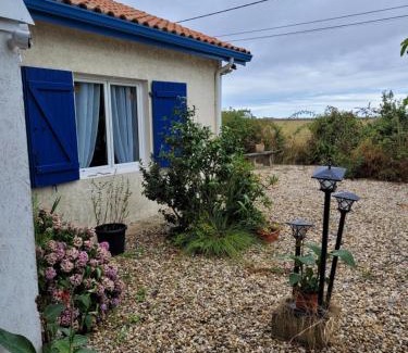 Saint-Vivien-de-Medoc Casa | LES VOLETS BLEUS