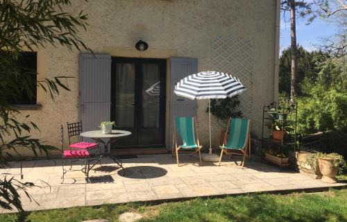 Aubignan Apartamento | Les volets lavande