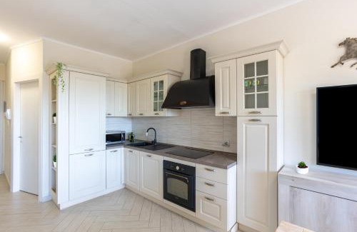 Lesa Apartamento | Lesa, Jacuzzi with Lakeview