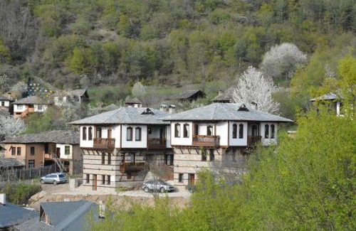 Leshten Casa | Leshtenski Perli
