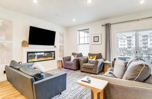 Cambridge Casa | Less Than 1 Mi to Dtwn Waterfront Townhome in Cambridge!
