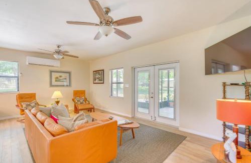 Crystal River Casa | Less Than 1 Mi to Lake Rousseau Waterfront Home!