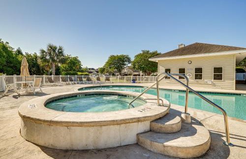 Red Hill Apartamento | Less Than 1 Mi to Legends Golf Resort Condo with Pool!