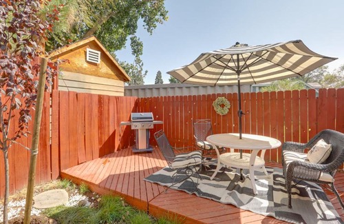 Old Southwest Apartamento | Less Than 1 Mi to Midtown Pet-Friendly Apt in Reno