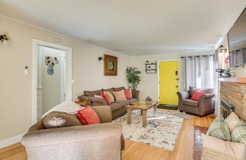 Friendly Casa | Less Than 1 Mi to University of Oregon Eugene Home