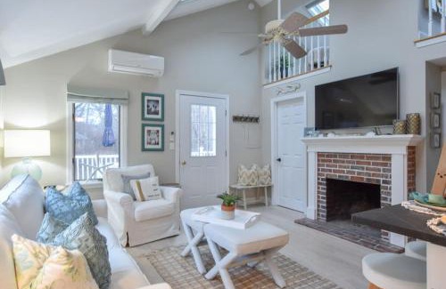 Brewster Casa | Less Than 1 Mile to Beach with Custom Fire Pit