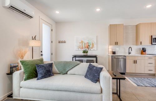 Knoxville Casa | Less Than 2 Mi to Dtwn Modern Townhome in Knoxville