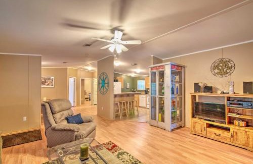 Homosassa Casa | Less Than 2 Mi to River Home with Fire Pit in Homosassa