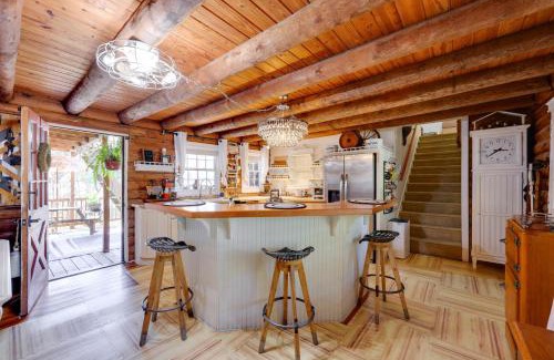 Ponte Vedra Beach Casa | Less Than 4 Mi to Boat Ramp and Mickler Beach Unique Cabin