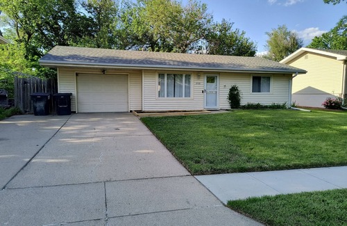 West Lincoln Casa | Less than 7 minutes to Pinnacle Bank Arena, Memorial Stadium, LNK, I-80