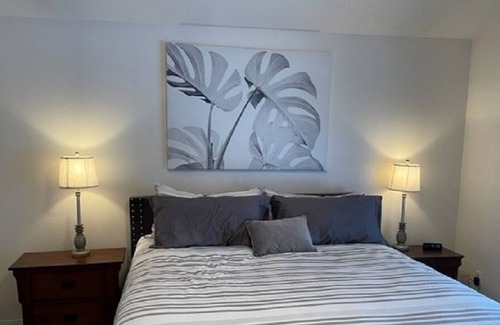 Southeast Boise Casa | Less than a mile from BSU, less than 1/4 mile to Greenbelt, 1 1/2 to downtown