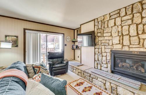 Red River Casa | Less Than Half-Mi to Red River Ski Area Townhome with Patio