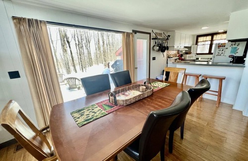 Stratton and Bromley Ski Areas Casa | Less the 1 mile to Bromley!