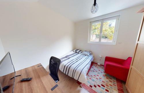Anatole France Danton Apartamento | Lesueur RDC - 1 ch proche gare
