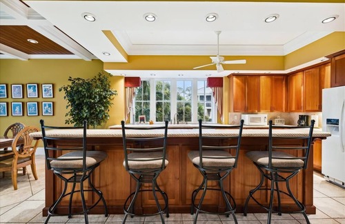 Sea Palm Village Casa | Let Camelot become your escape from realty.