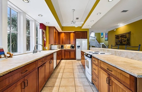 Sea Palm Village Casa | Let Camelot become your escape from realty.