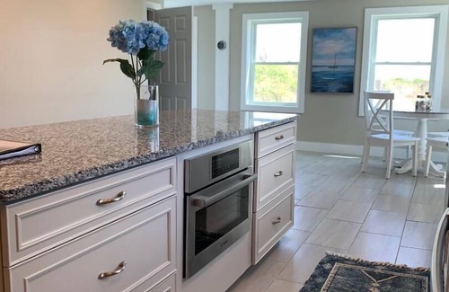 Green Hill Casa | Let the Sea Set You Free