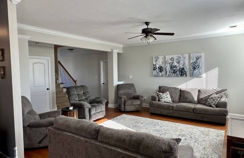Evans Casa | Let us welcome you to our beautiful 4 br/4.5ba home FORE Masters week! ⛳️