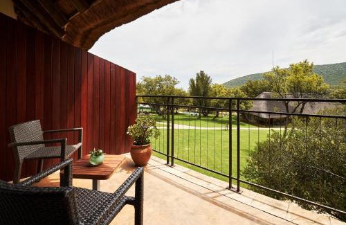 Bela-Bela Cabina | Letamo at Qwabi Private Game Reserve by NEWMARK