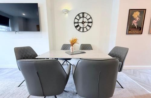 Southport Apartamento | Lethbridge Villa 49 3-bedroom Apartment with Garden, Fibre WiFi, free parking, sleeps 6