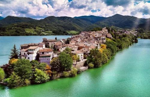 Colle di Tora Apartamento | Letizia lake house panoramic view