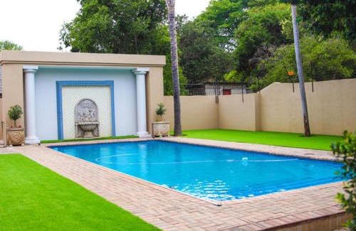 Rustenburg Cabina | Letsatsing Lodge