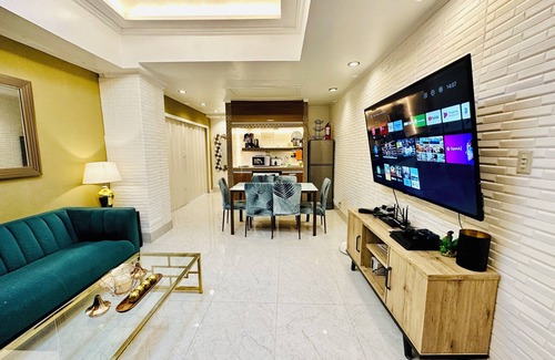 South Triangle Condominio | LetStay: 53-Sqm 1-Bedroom Condo In QC 704