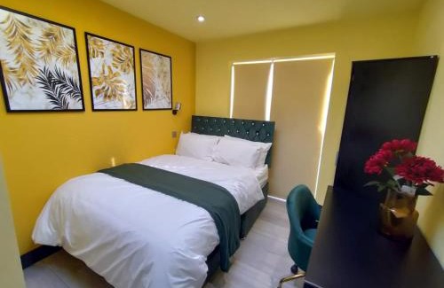 Rayners Lane Casa | Letzi Ensuite Room, 10 Mins Wembley, Fast WiFi