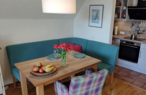 Busumer Deichhausen Apartamento | Leuchtturm