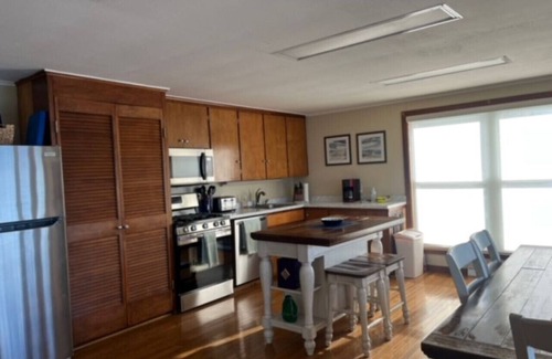 Skaneateles Cabaña | Level Lake Front/Sunset Side