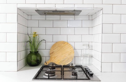 Grangetown Casa | Levi Suite by Koya Homes