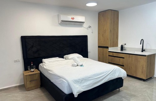 Migdal Apartamento | Levication Estate Pool & Jacuzzi Paradise