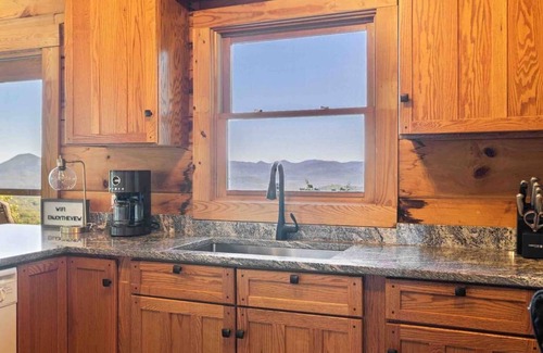 Bostic Cabina | Levons Landing - The ULTIMATE Mountain View Near Lake Lure and Asheville