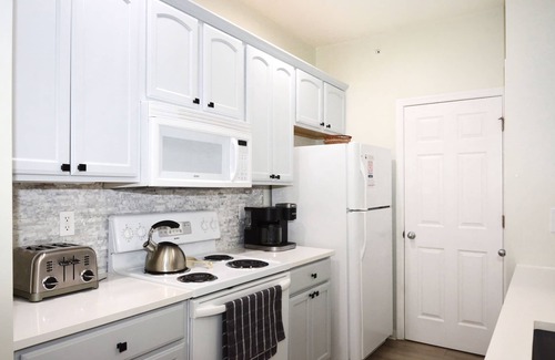 Villages of Five Points Condominio | LEWES RESORT COMMUNITY BEAUTIFUL 2BR2BA CONDO SLEEPS 4 W / AMENITIES