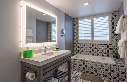 NoHo Arts District Hotel | Lexen Hotel North Hollywood