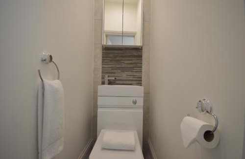 Stoke-on-Trent Apartamento | Lexicon House - 4 bedrooms 3 bathrooms