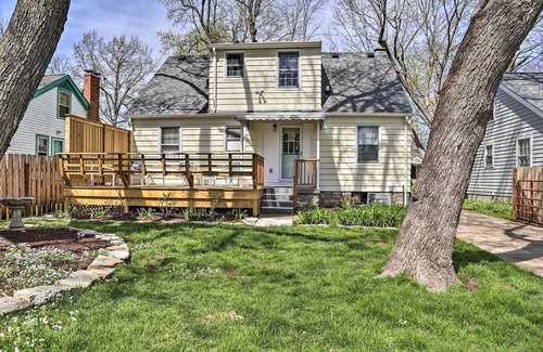 Lexington Cabaña | Lexington Getaway w/ Backyard Deck < 2 Mi to UK!