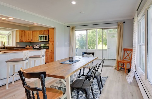 Lexington Casa | Lexington Home w/ Sunroom ~ 1 Mi to Lake Huron!