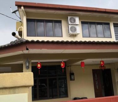 Taman Bercham Baru Casa | LF Homestay~ 7 Rooms #Wifi Available