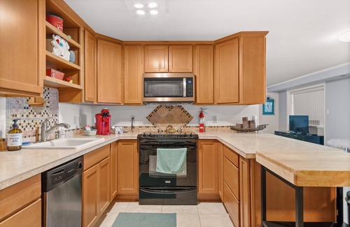 Tri-Cities Casa | Lg House w hermosa vista al río 2 historias, 5bd3bth