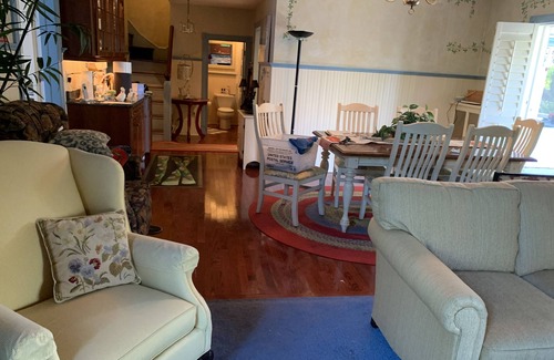 Cape May Court House Casa | Lg Victorian, New Resort-likePrivate Pool, Beds for 17, 10min to SH beach