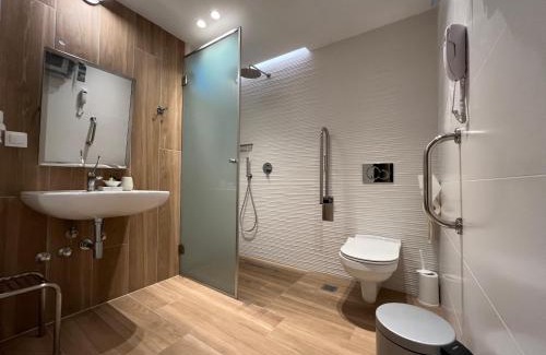 Patitiri Hotel | Liadromia Hotel