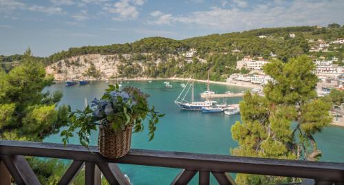 Patitiri Hotel | Liadromia Hotel