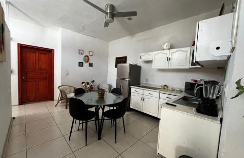 Zapopan Casa | Liah Amplio y Cómodo cuarto privado en Zapopan