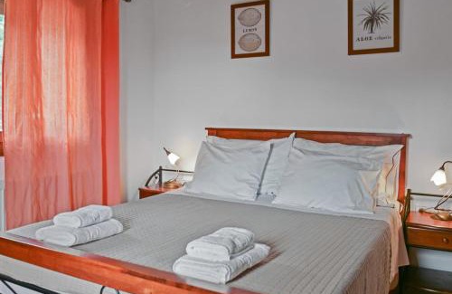 Makry Gialos Apartamento | Liakoto Stonewall House First Floor