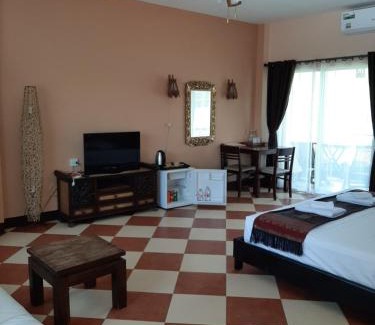 Chiang Mai Hotel | Liam's Guesthouse Adults Only