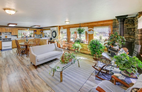 Libby Casa | Libby Home w/ Mountain Views: Gazebo & Fire Pit!