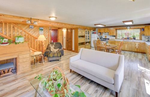 Libby Casa | Libby Home w/ Mountain Views: Gazebo & Fire Pit!