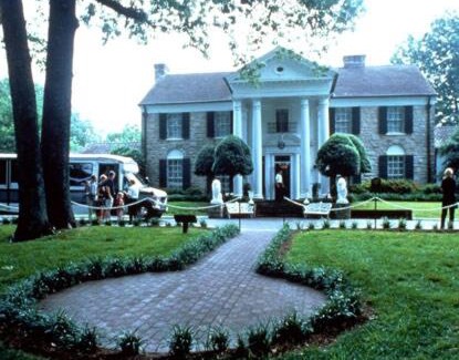 East Memphis Casa | Liberty Suites 2 of-Newly Renovated